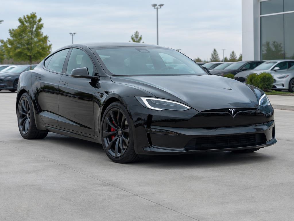 2022 Tesla Model S Plaid